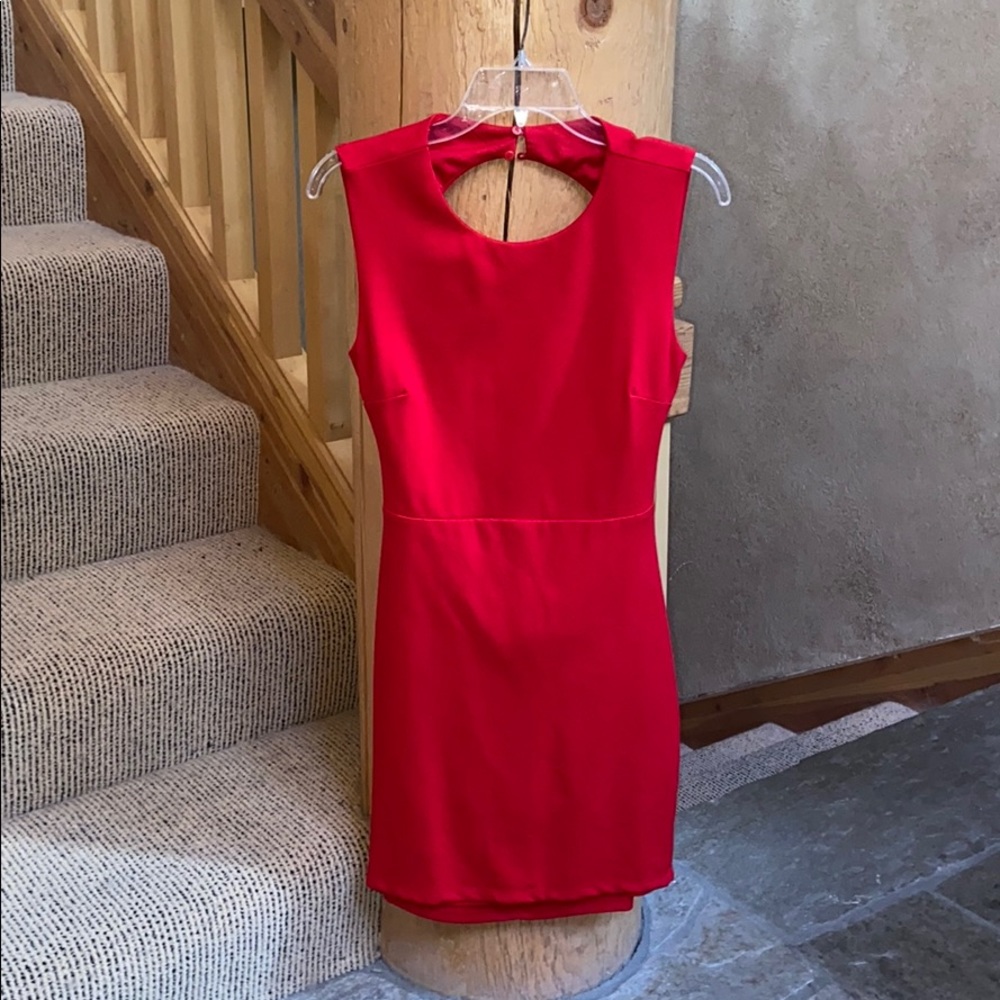 Red backless bodycon dress